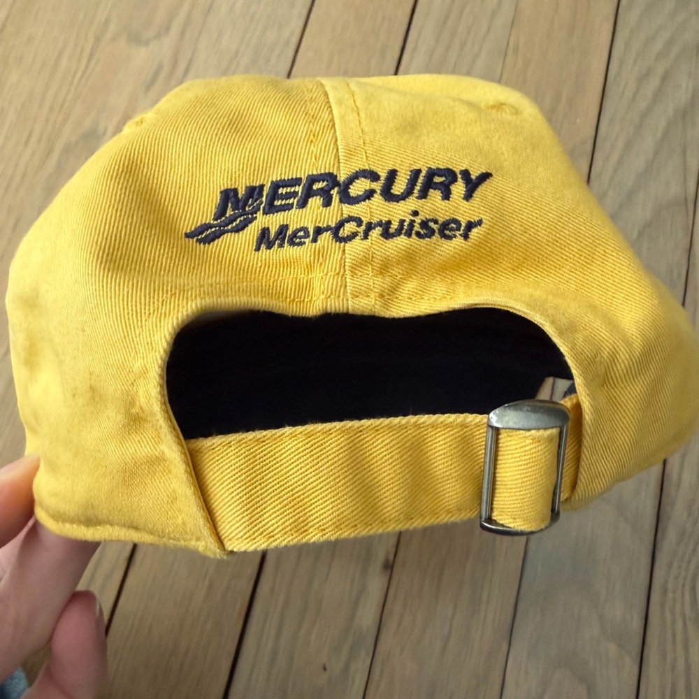 Sea Ray Owners Club Yellow Embroidered Cap - Picture 4 of 4